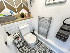 Photo 21- click for photo gallery